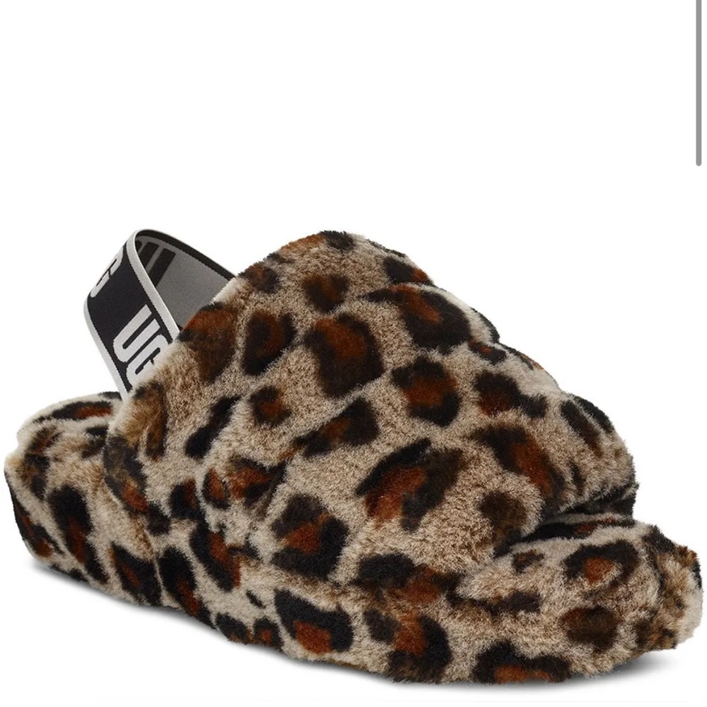 AUTHENTIC Women’s animal cheetah print UGG sandals